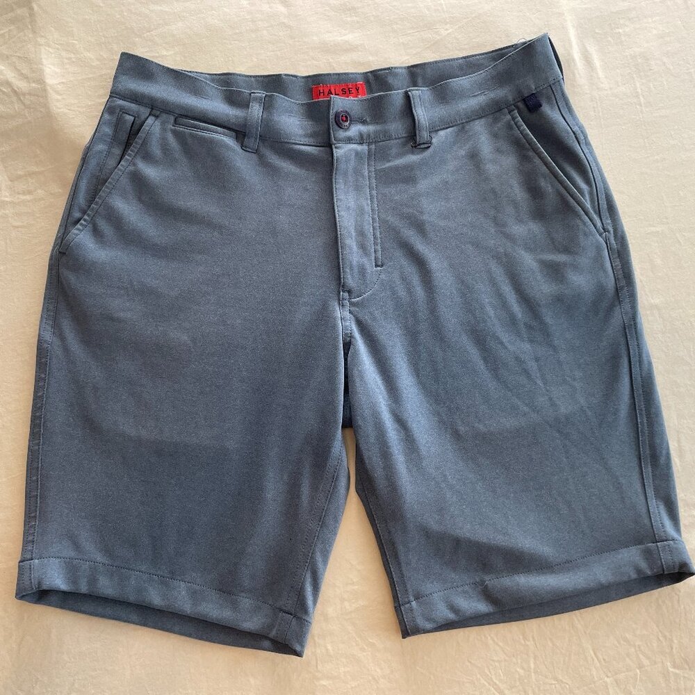 Halsey Sport Performance Golf Shorts – Size 32 (Heather Blue)